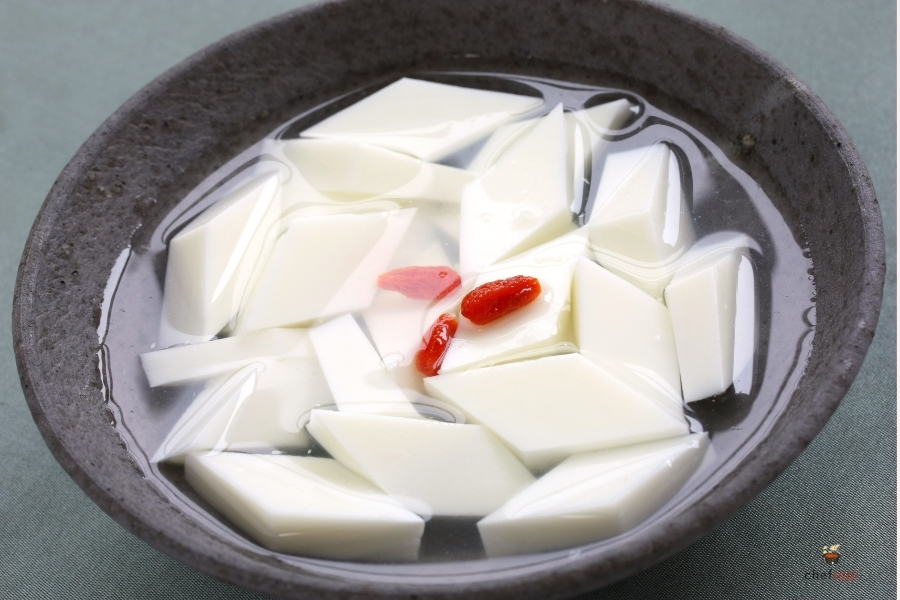 杏仁豆腐の魅力を徹底解説：薬膳デザートの歴史と特徴