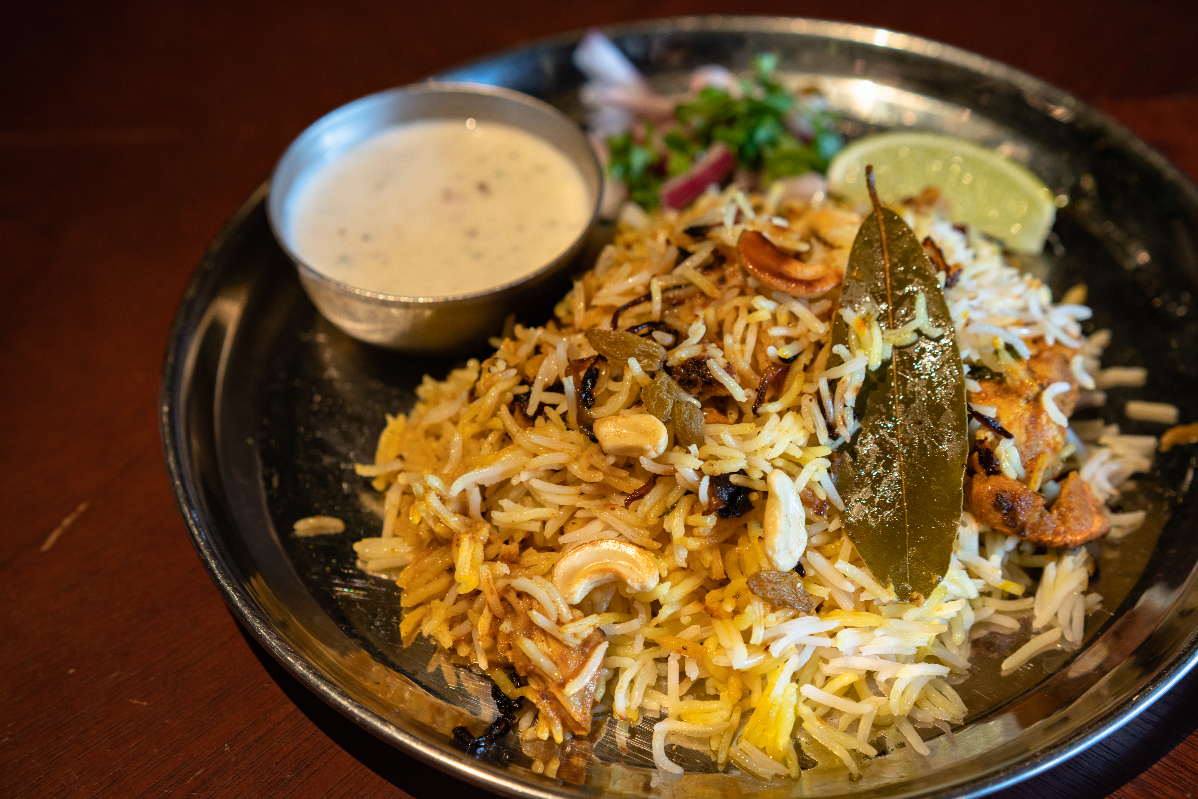 ビリヤニとは？インド発祥、スパイス香る炊き込みご飯の魅力と歴史を徹底解説