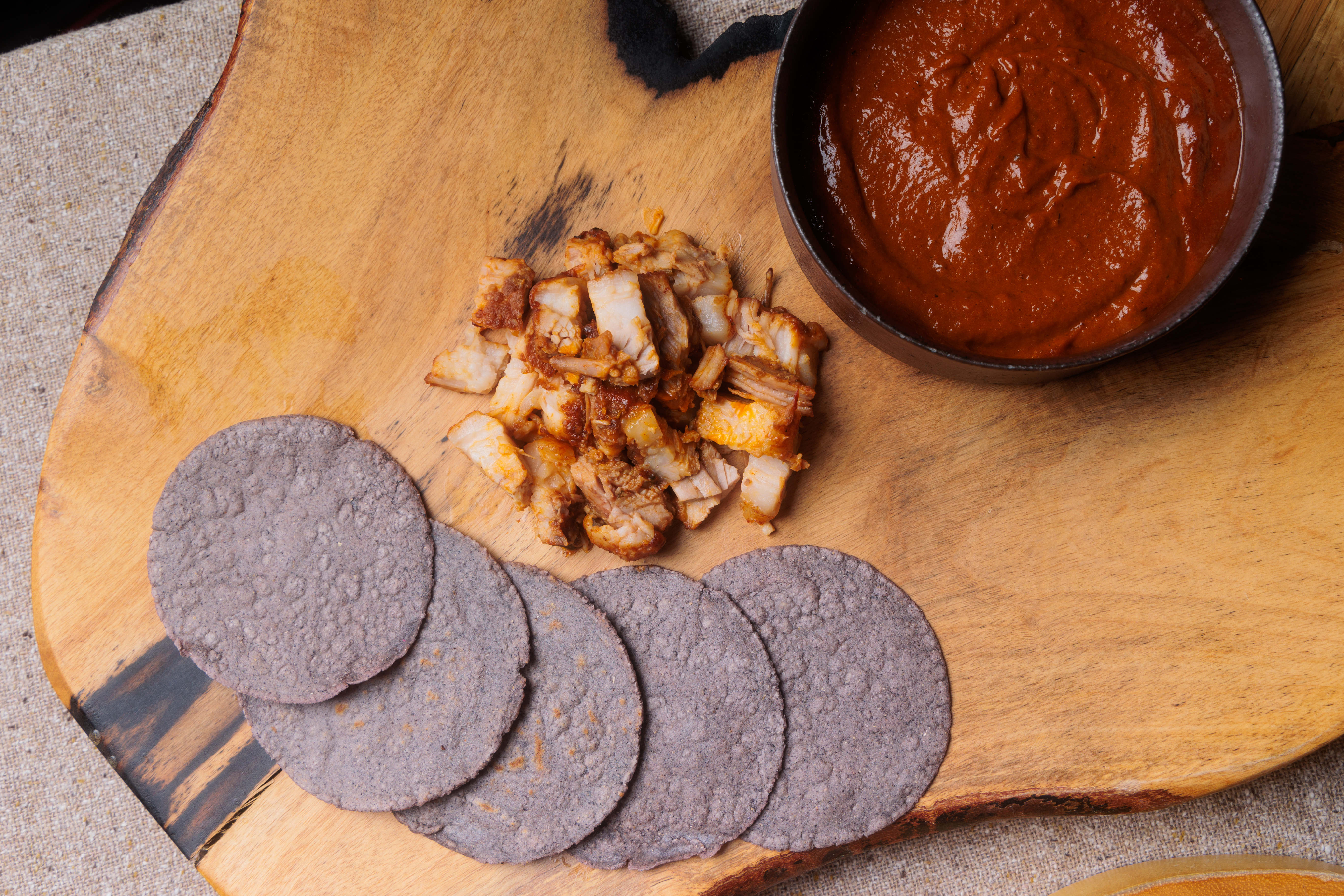 カルニタス徹底解説：本場メキシコの味を家庭で楽しむ秘訣