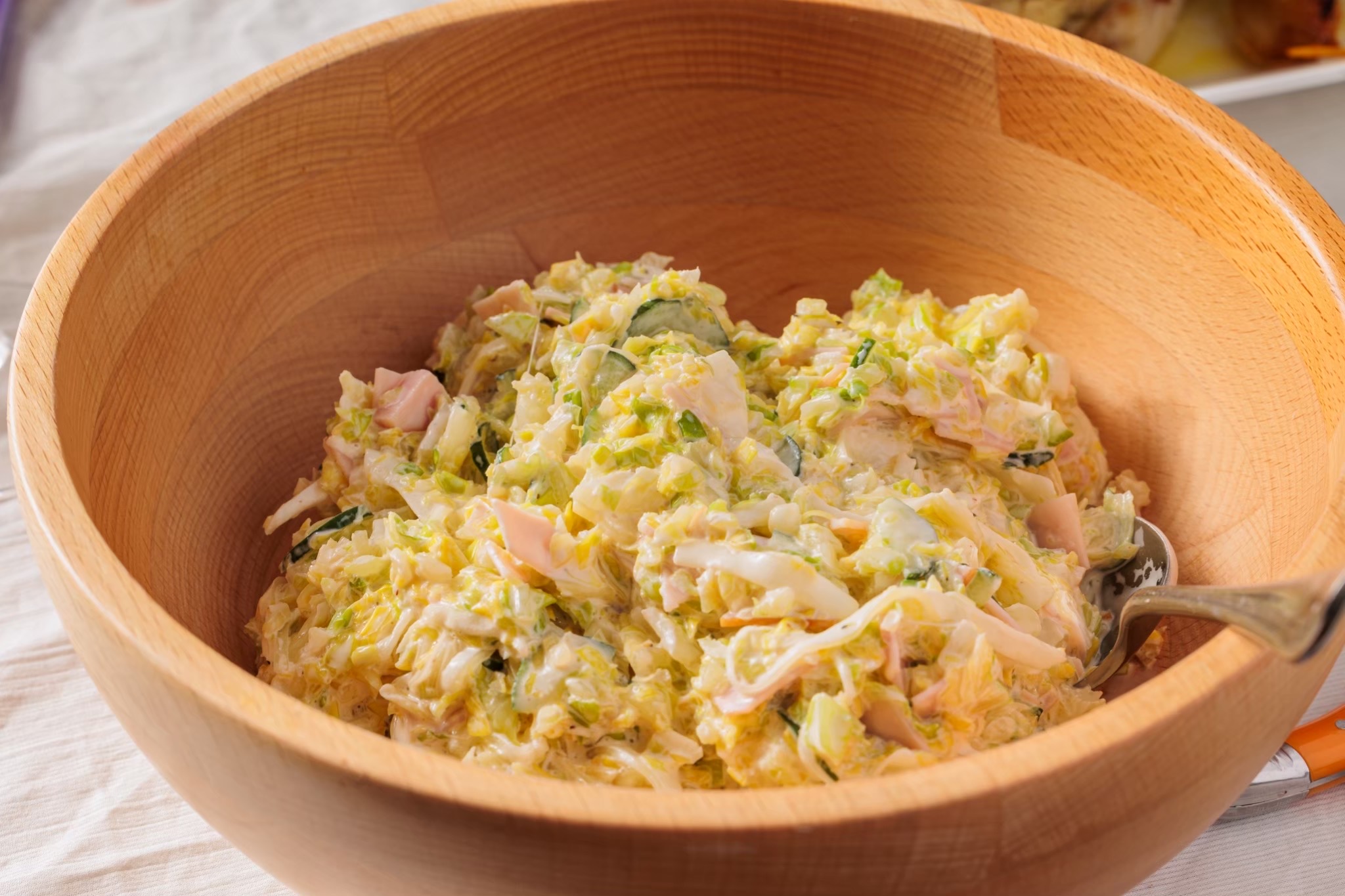 コールスローの魅力を再発見：歴史と文化が織りなすサラダの世界