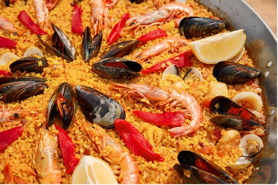 パエリアの魅力を徹底解説：スペイン・バレンシアが生んだ米料理の世界