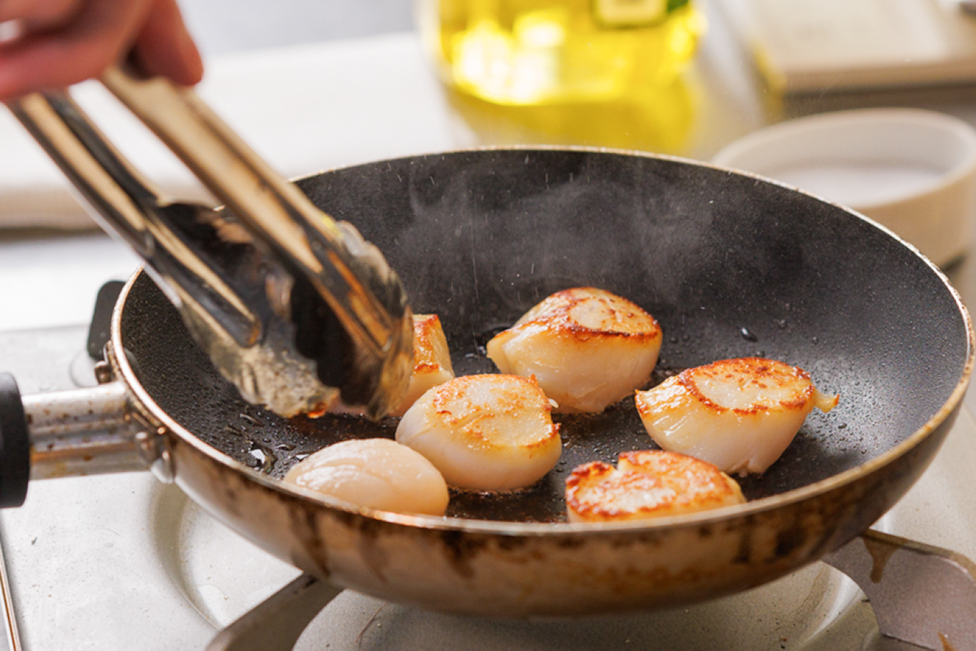 ポワレとは？フランス料理の香ばしい調理法を徹底解説