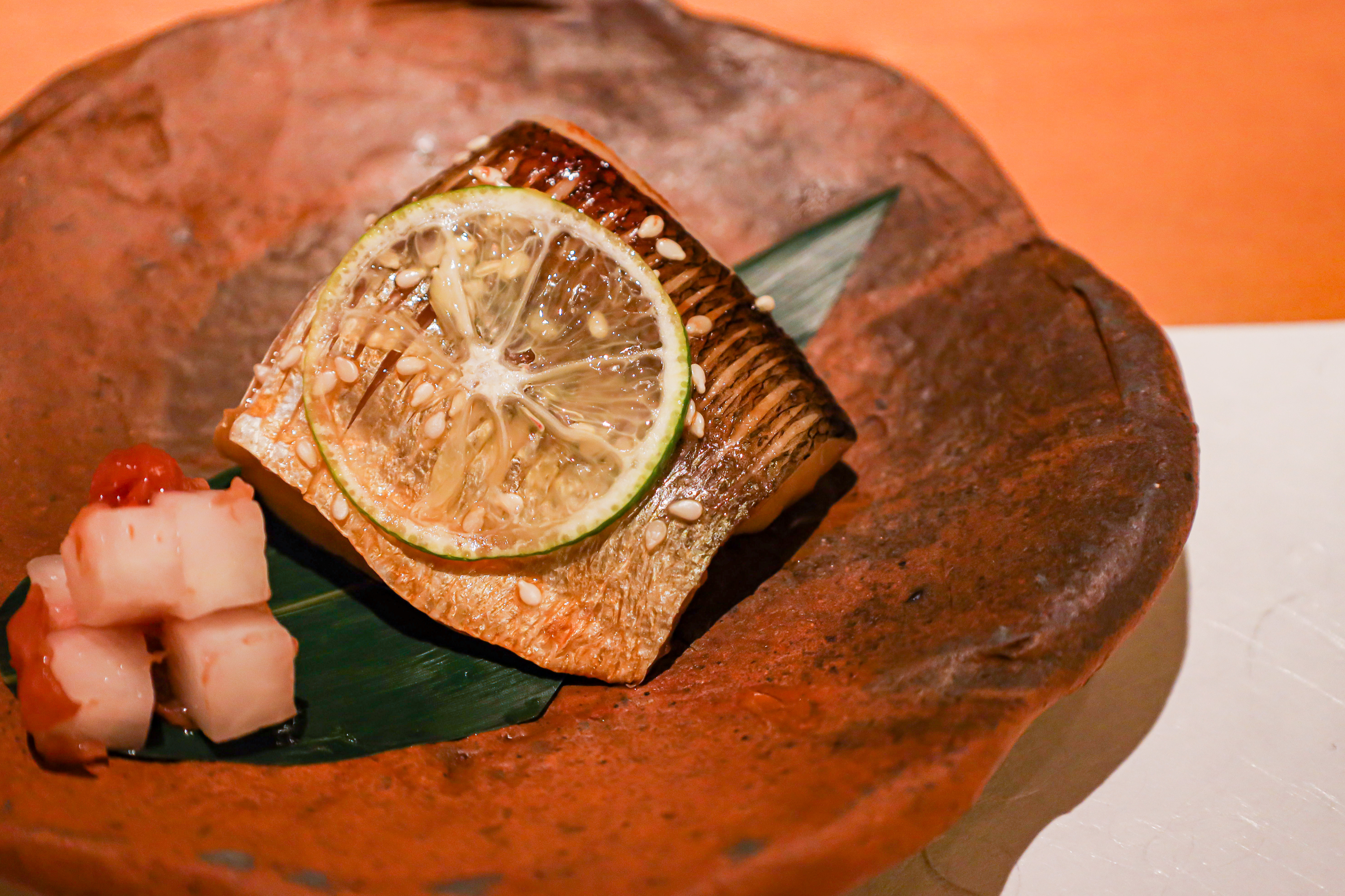 幽庵焼きとは？江戸茶人が生んだ柑橘香る和の焼き物