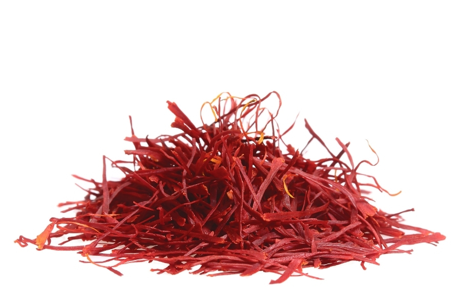 サフランとは？世界一高価な香辛料の魅力と歴史を徹底解説